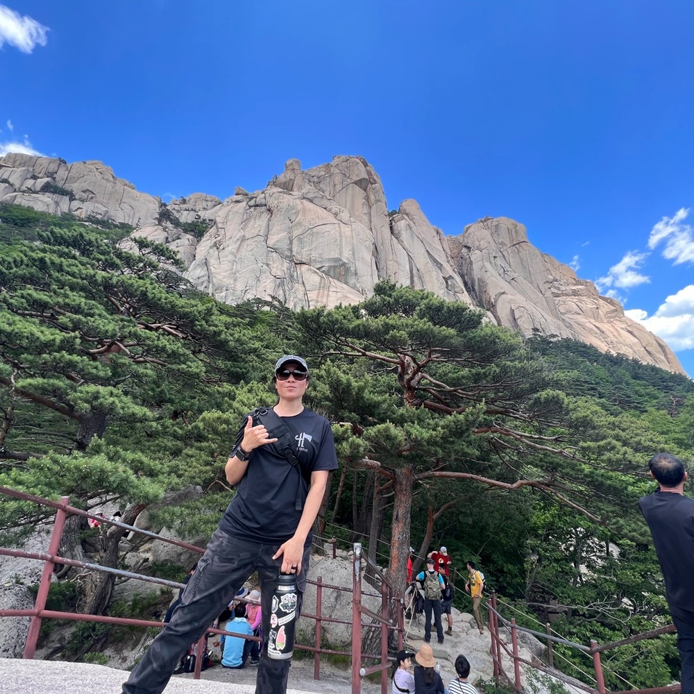 Meet your Posher, Nai-Shi G. - Picture 8 of 16